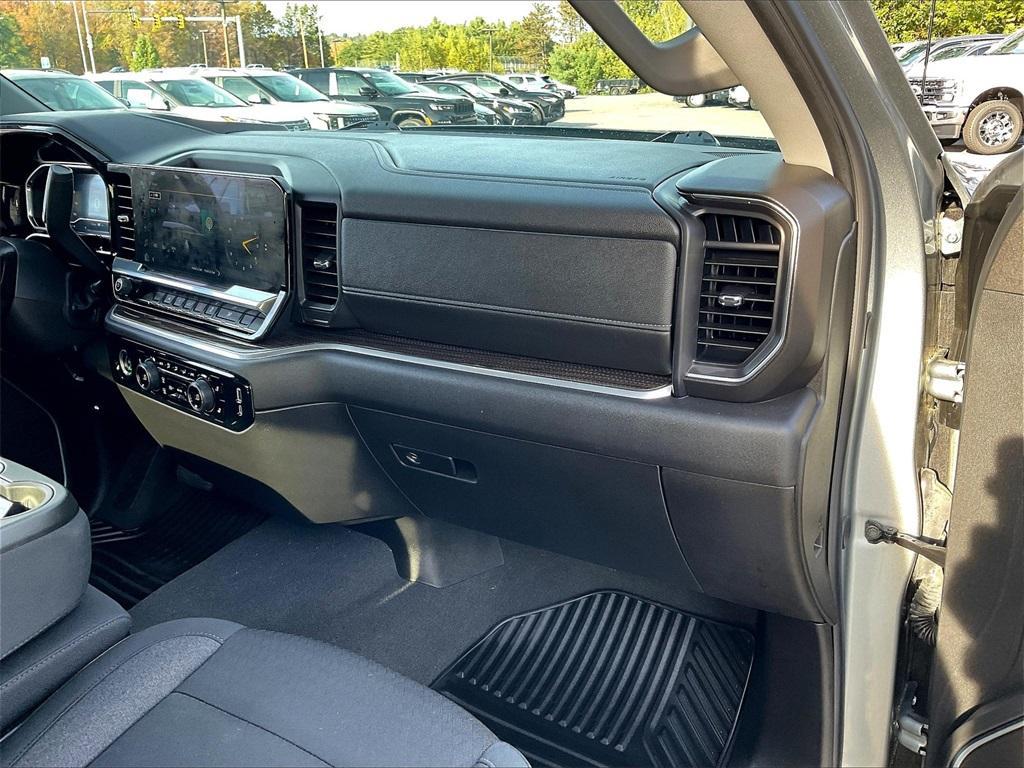 used 2024 Chevrolet Silverado 1500 car, priced at $38,997