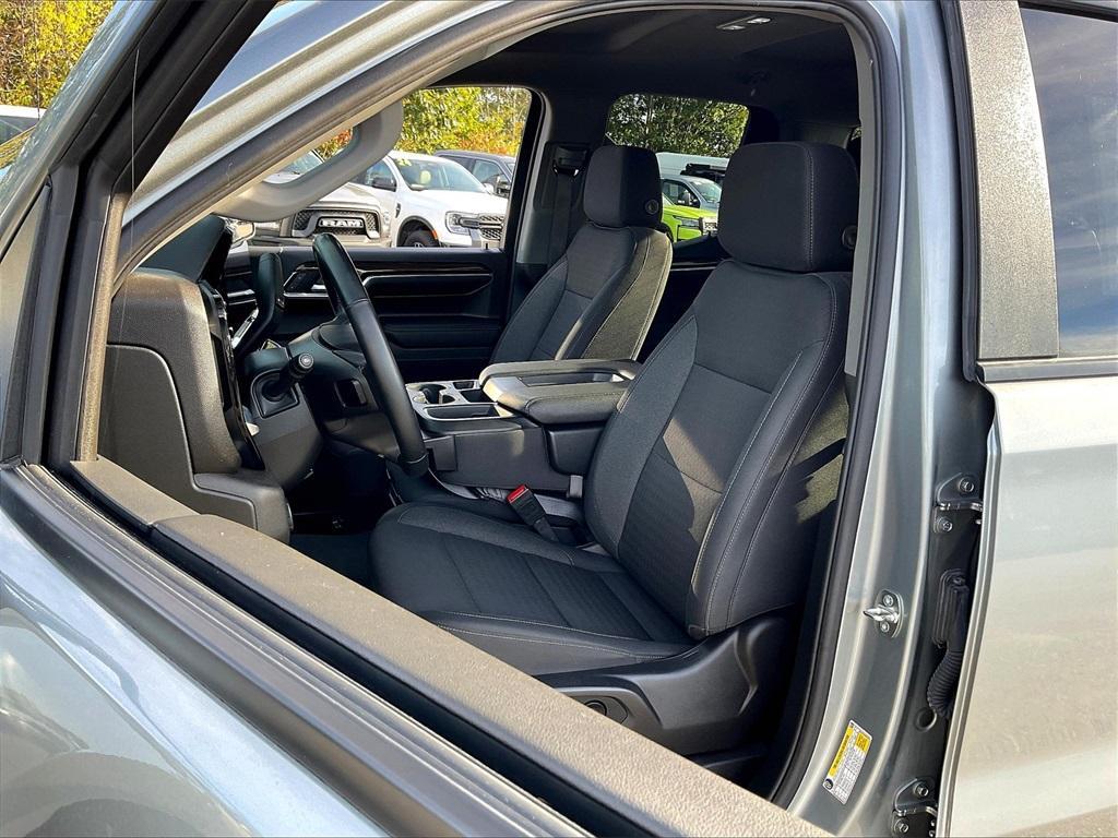 used 2024 Chevrolet Silverado 1500 car, priced at $38,997
