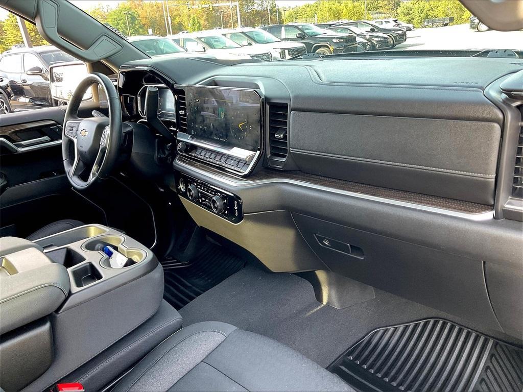 used 2024 Chevrolet Silverado 1500 car, priced at $38,997