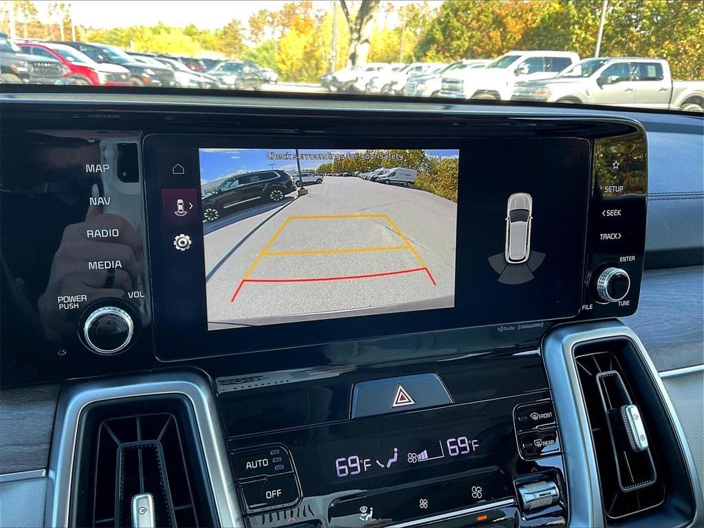 used 2022 Kia Sorento car, priced at $27,323