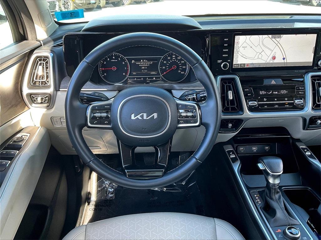 used 2022 Kia Sorento car, priced at $27,323