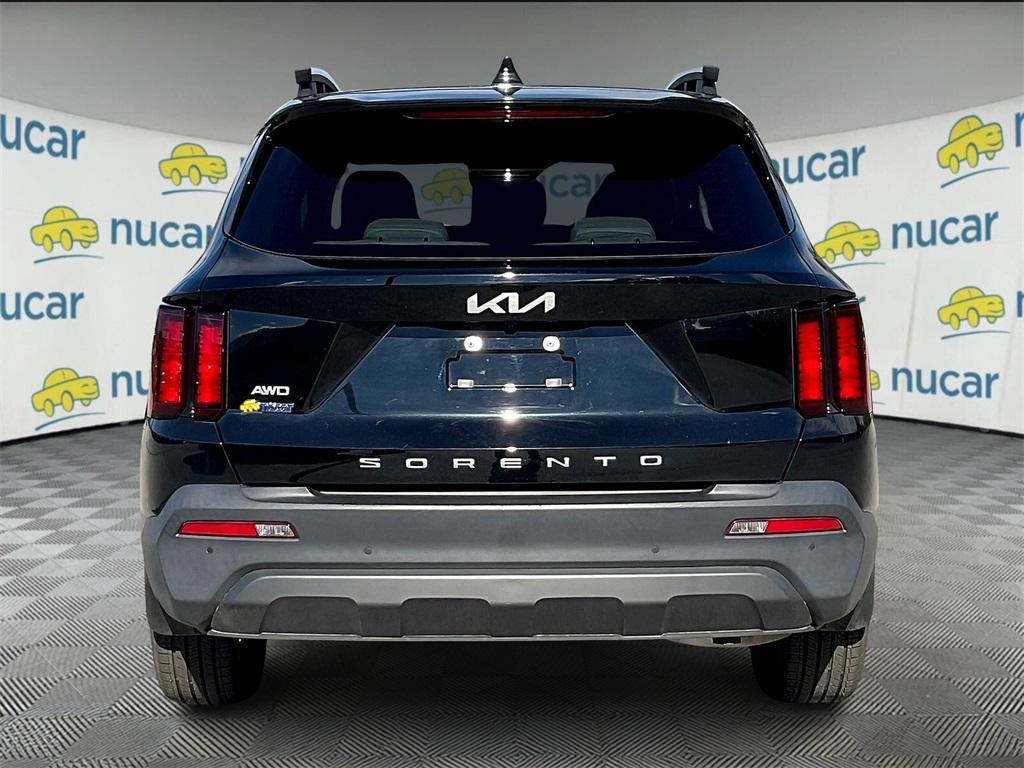 used 2022 Kia Sorento car, priced at $27,323