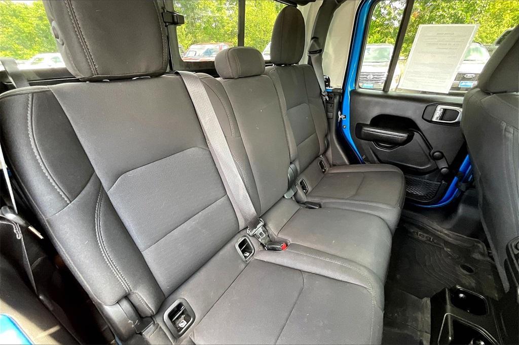 used 2022 Jeep Gladiator car, priced at $31,869