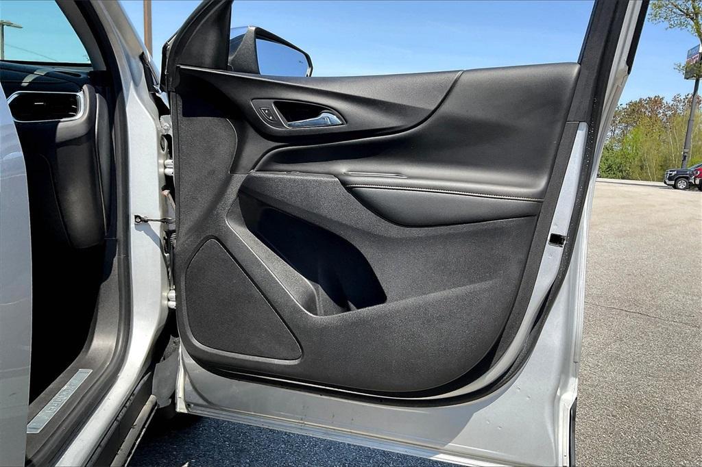 used 2021 Chevrolet Equinox car, priced at $21,963