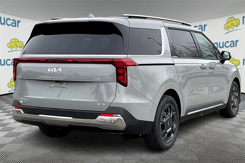 new 2025 Kia Carnival Hybrid car, priced at $45,140