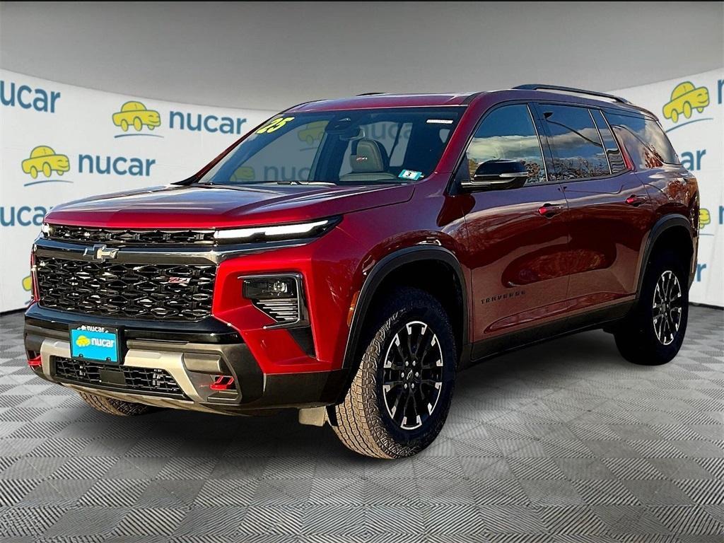 used 2025 Chevrolet Traverse car, priced at $46,977