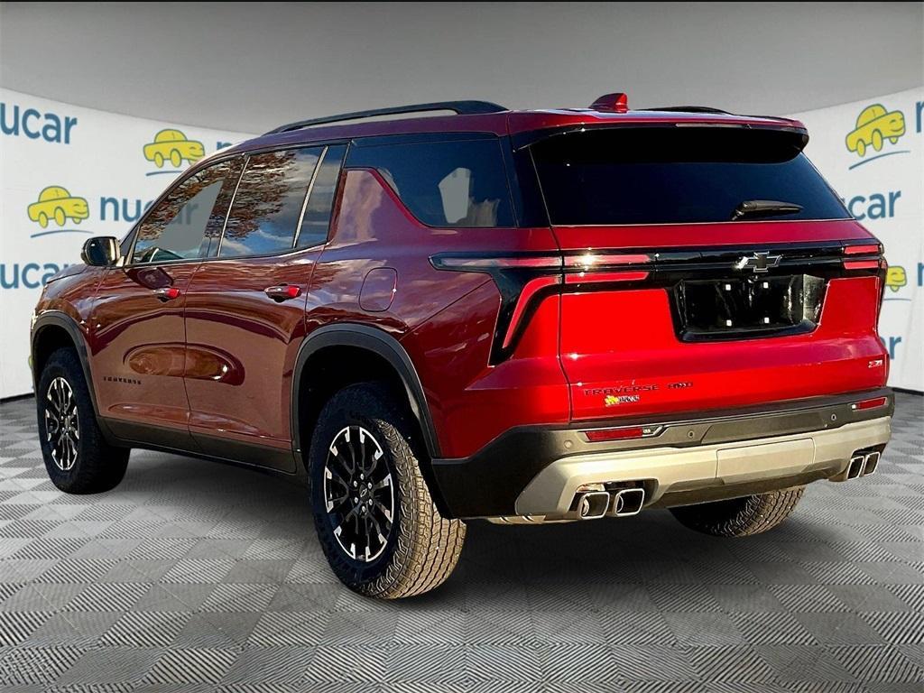 used 2025 Chevrolet Traverse car, priced at $46,977