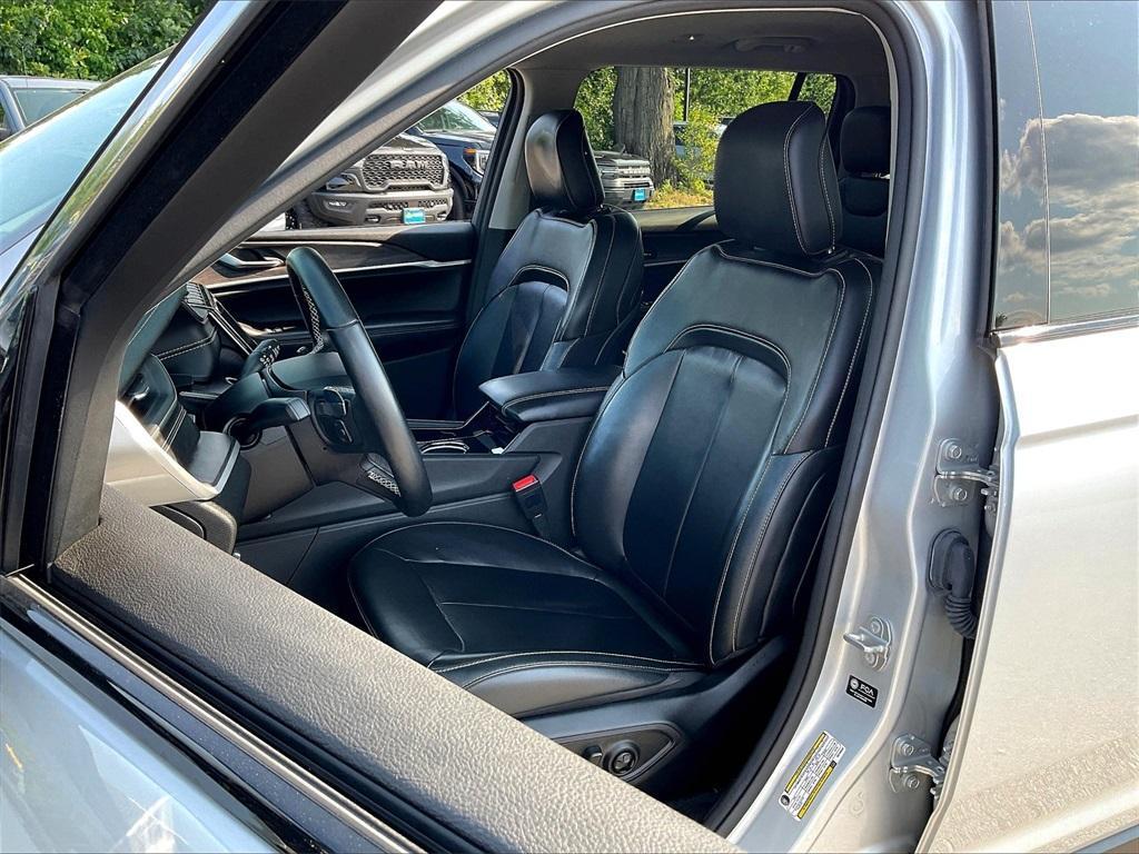 used 2021 Jeep Grand Cherokee L car, priced at $28,544