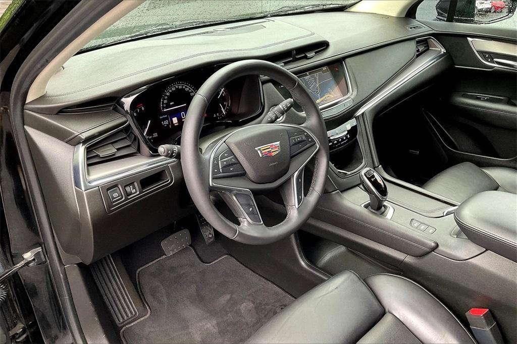 used 2017 Cadillac XT5 car, priced at $16,750