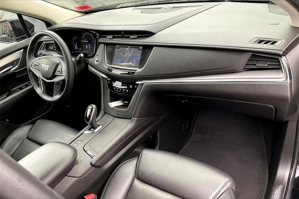 used 2017 Cadillac XT5 car, priced at $16,750