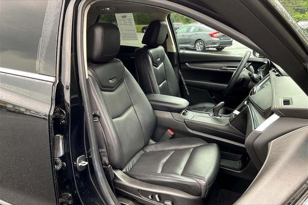 used 2017 Cadillac XT5 car, priced at $16,750