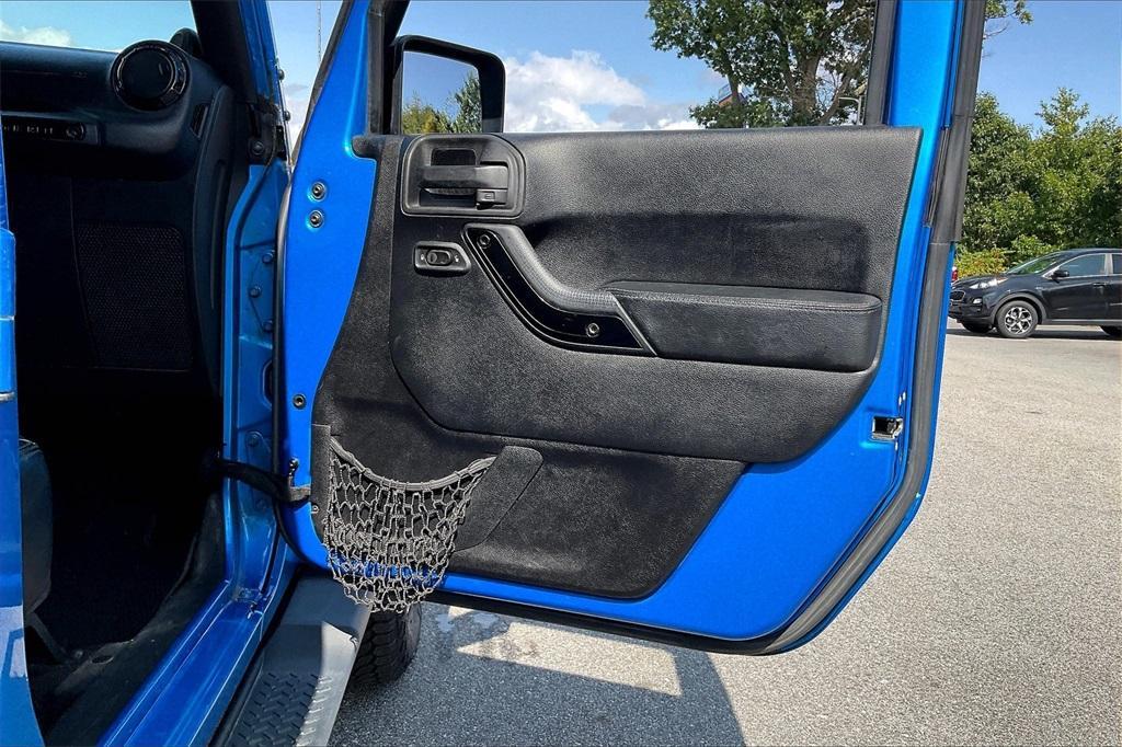 used 2014 Jeep Wrangler Unlimited car, priced at $19,643