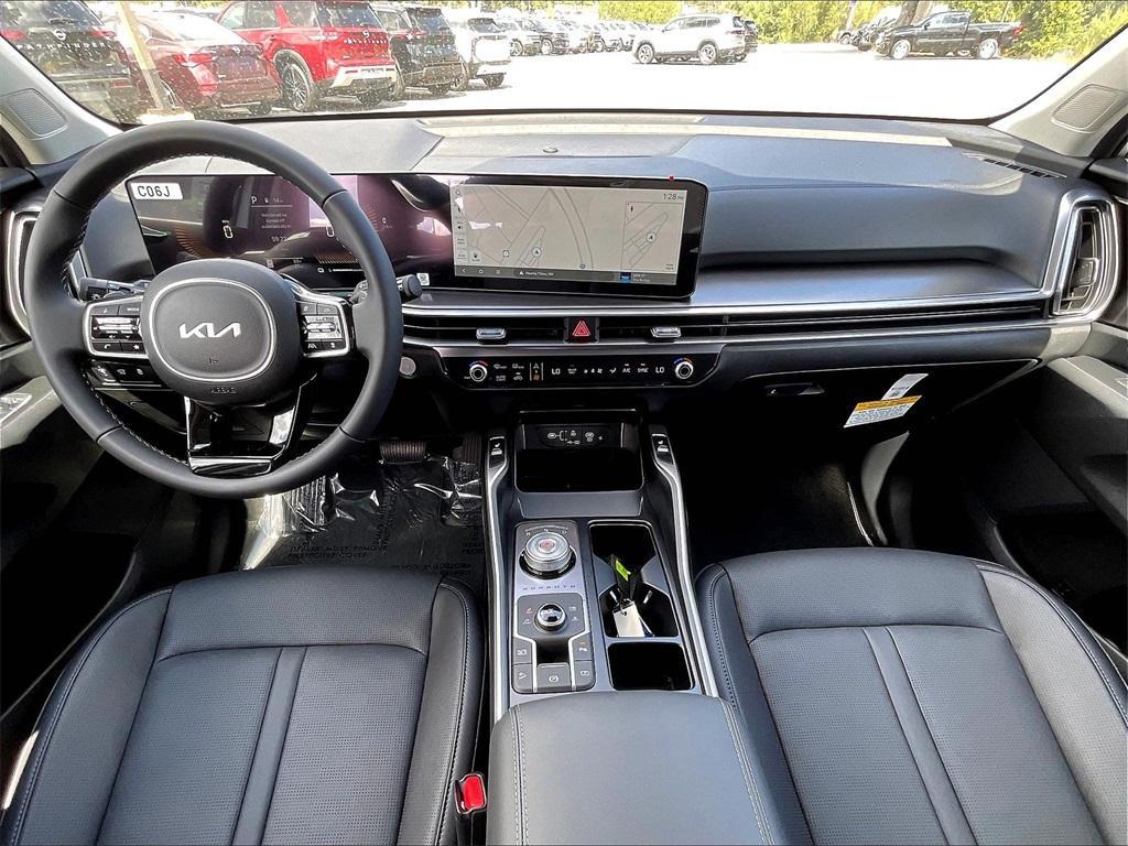 new 2025 Kia Sorento Hybrid car, priced at $38,600