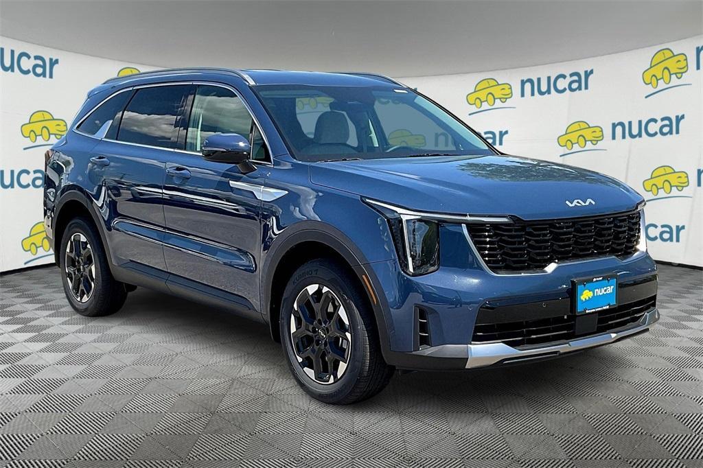 new 2025 Kia Sorento car, priced at $35,656