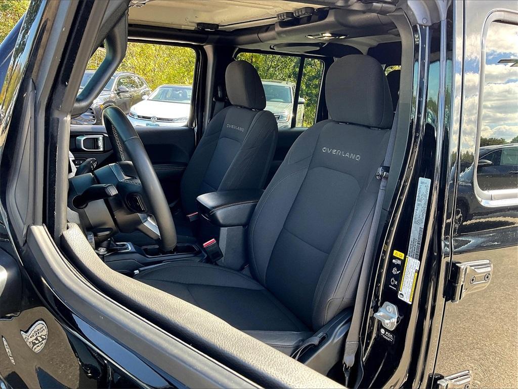 used 2023 Jeep Gladiator car, priced at $28,963