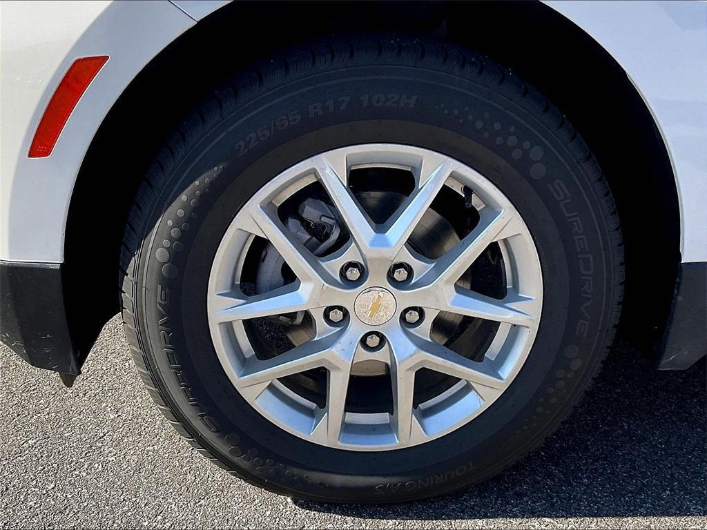 used 2024 Chevrolet Equinox car, priced at $22,967
