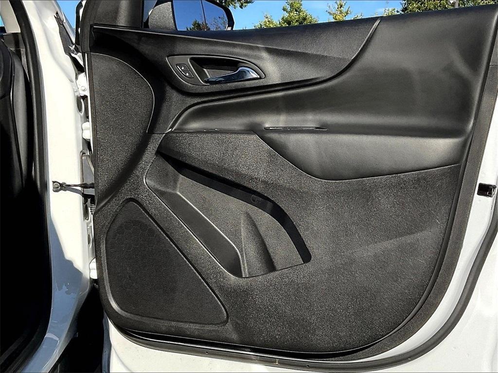 used 2024 Chevrolet Equinox car, priced at $22,967