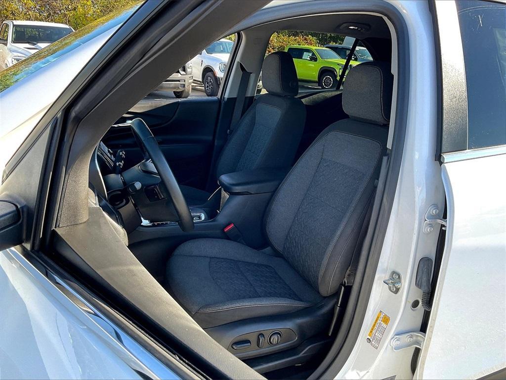 used 2024 Chevrolet Equinox car, priced at $22,967