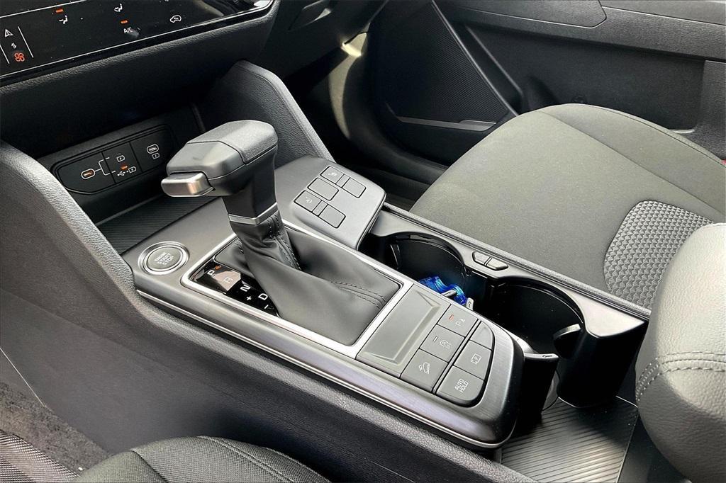 new 2026 Kia Sportage car, priced at $29,536