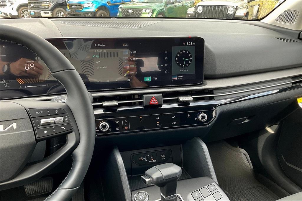 new 2026 Kia Sportage car, priced at $29,536