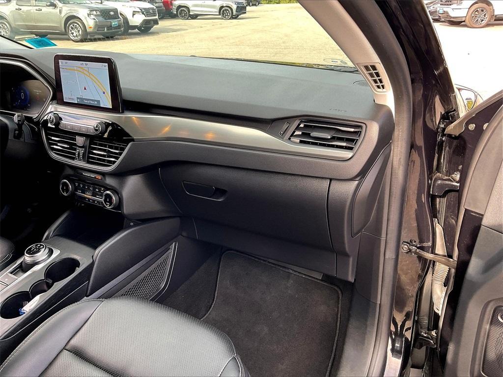 used 2022 Ford Escape car, priced at $24,323