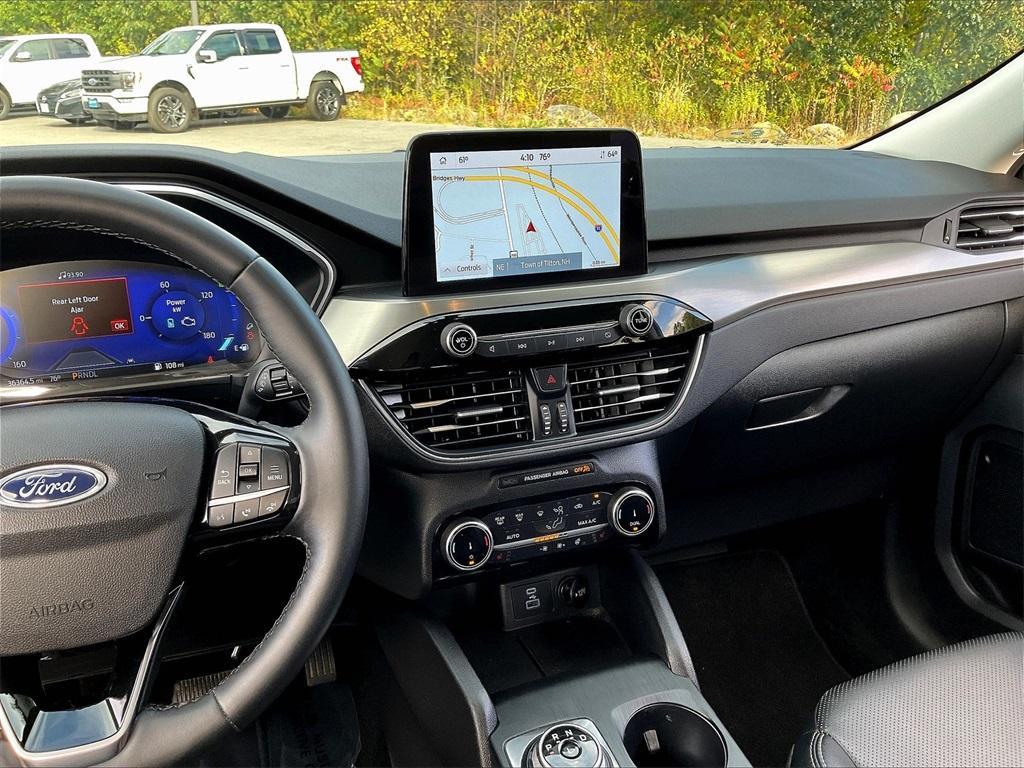 used 2022 Ford Escape car, priced at $24,323
