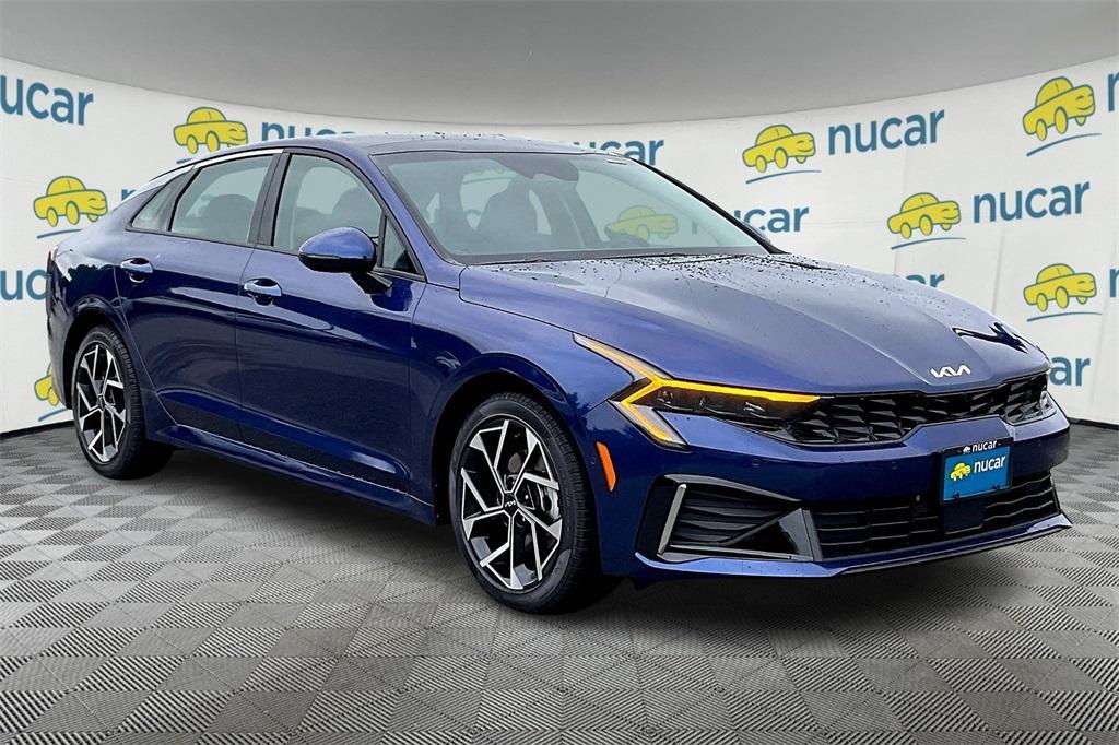 new 2025 Kia K5 car, priced at $33,825