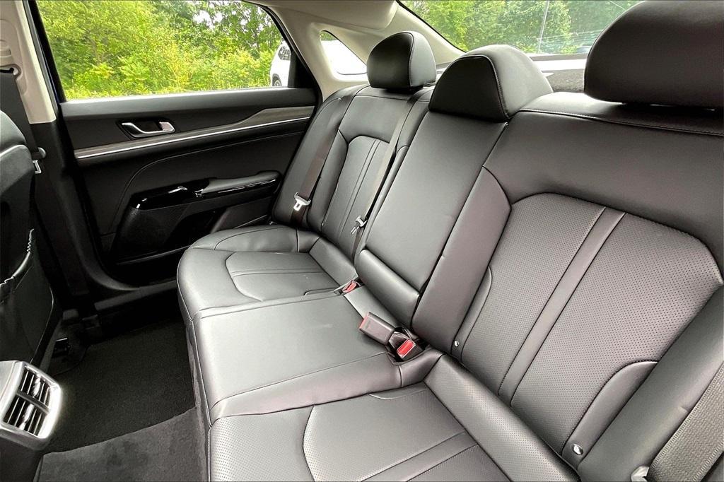 new 2025 Kia K5 car, priced at $33,825