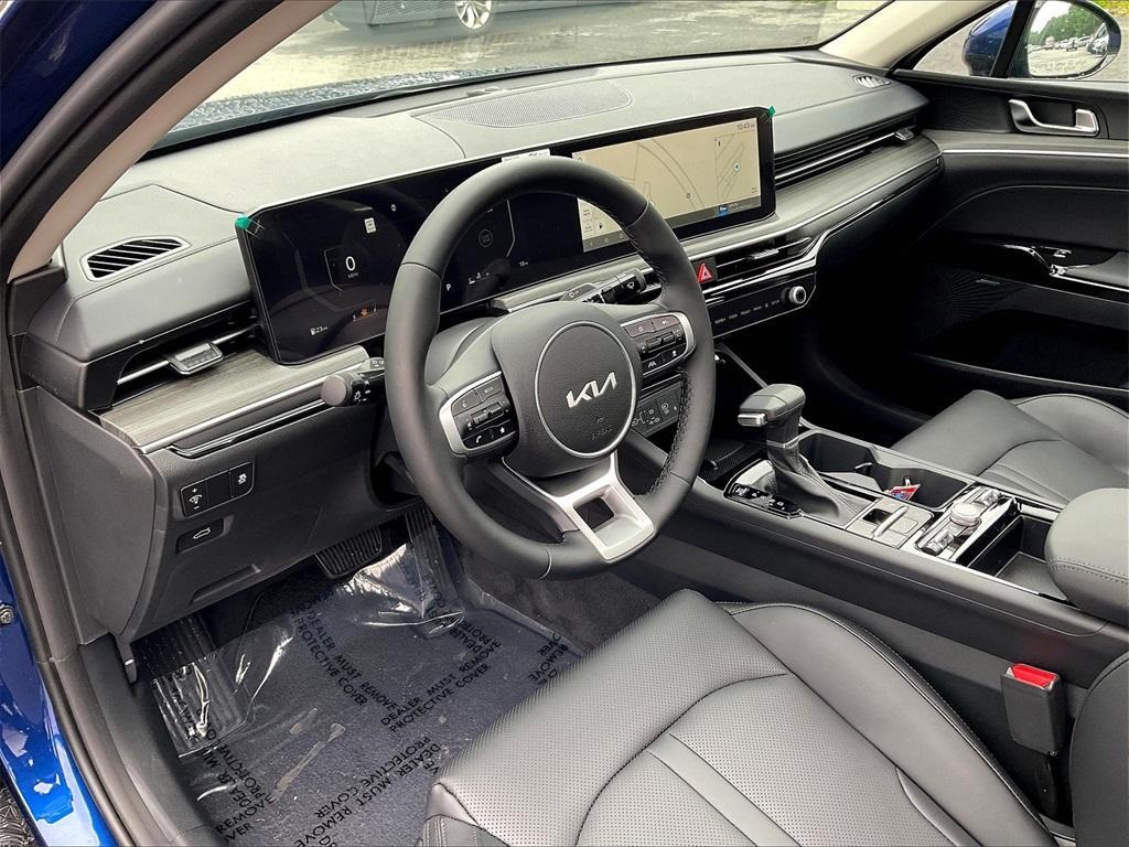 new 2025 Kia K5 car, priced at $32,267