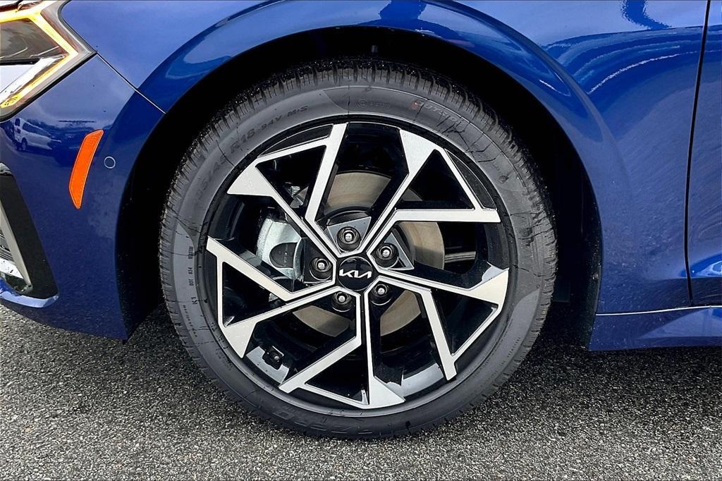 new 2025 Kia K5 car, priced at $33,825