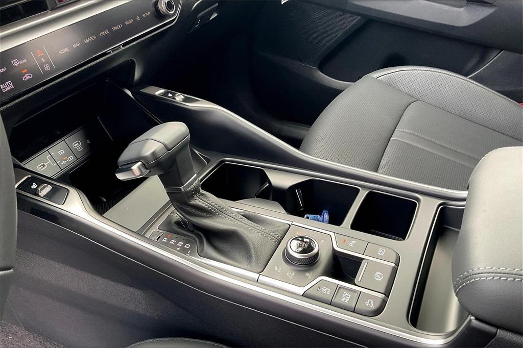 new 2025 Kia Sorento car, priced at $35,551