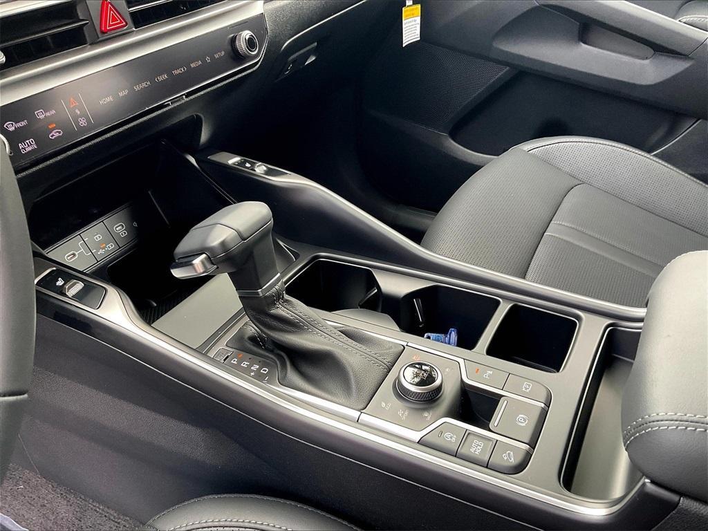 new 2025 Kia Sorento car, priced at $35,551