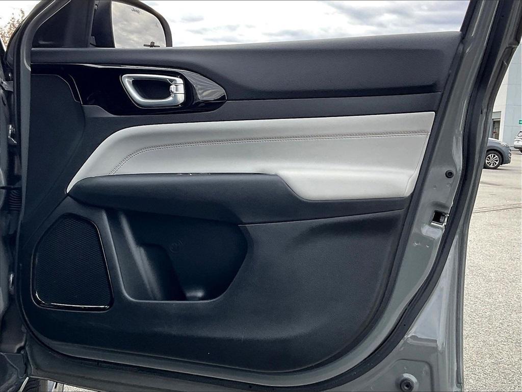 used 2024 Jeep Compass car, priced at $25,323