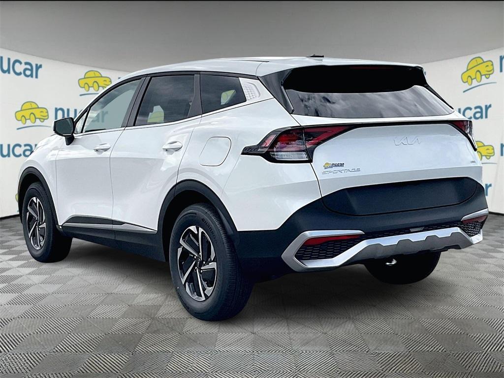 new 2025 Kia Sportage Hybrid car, priced at $30,310