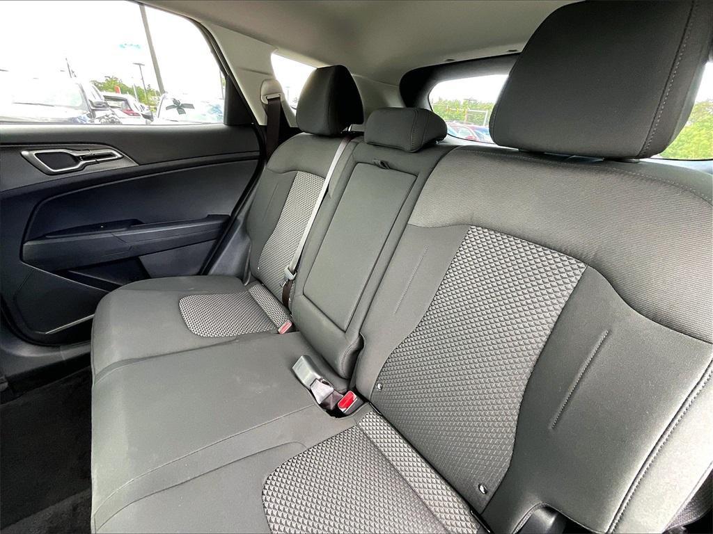 new 2025 Kia Sportage Hybrid car, priced at $30,310