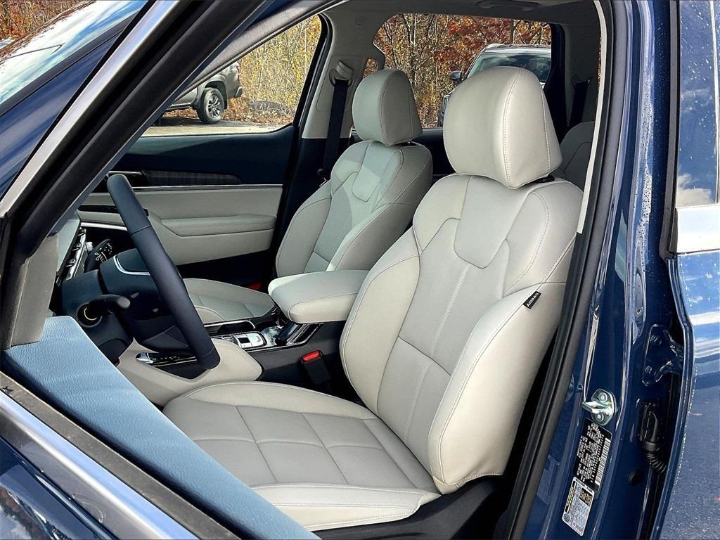 new 2025 Kia Telluride car, priced at $43,745