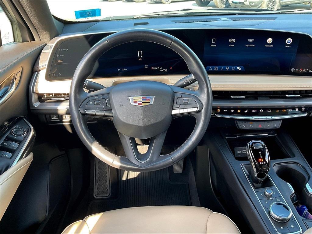used 2024 Cadillac XT4 car, priced at $34,767