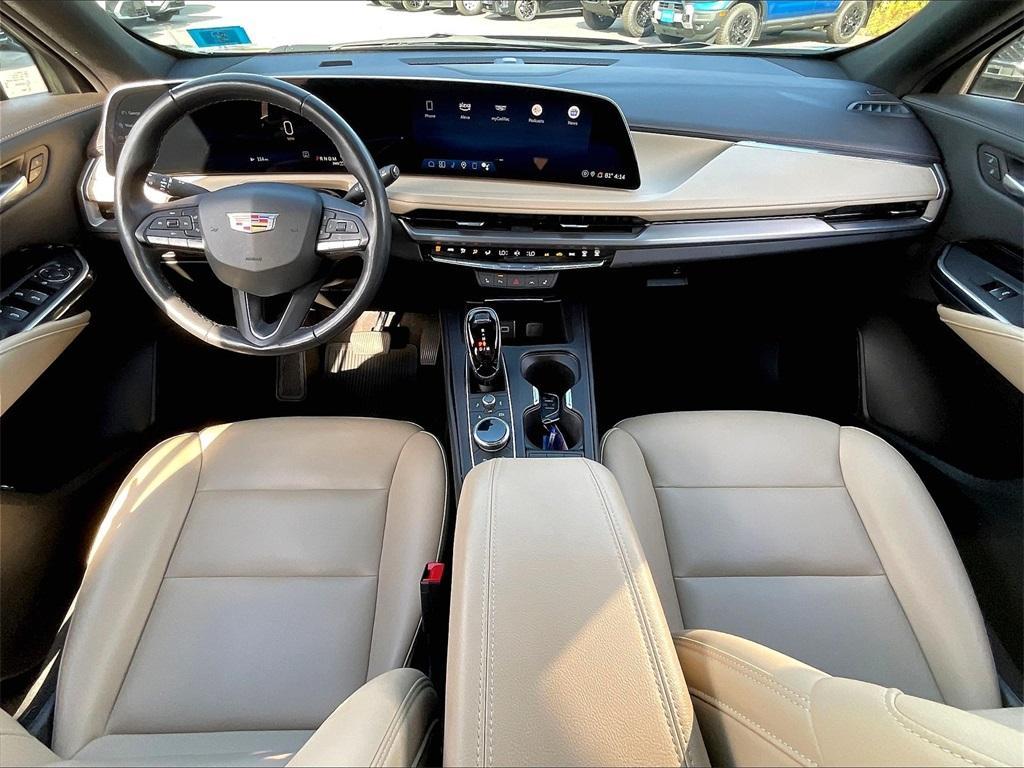 used 2024 Cadillac XT4 car, priced at $34,767