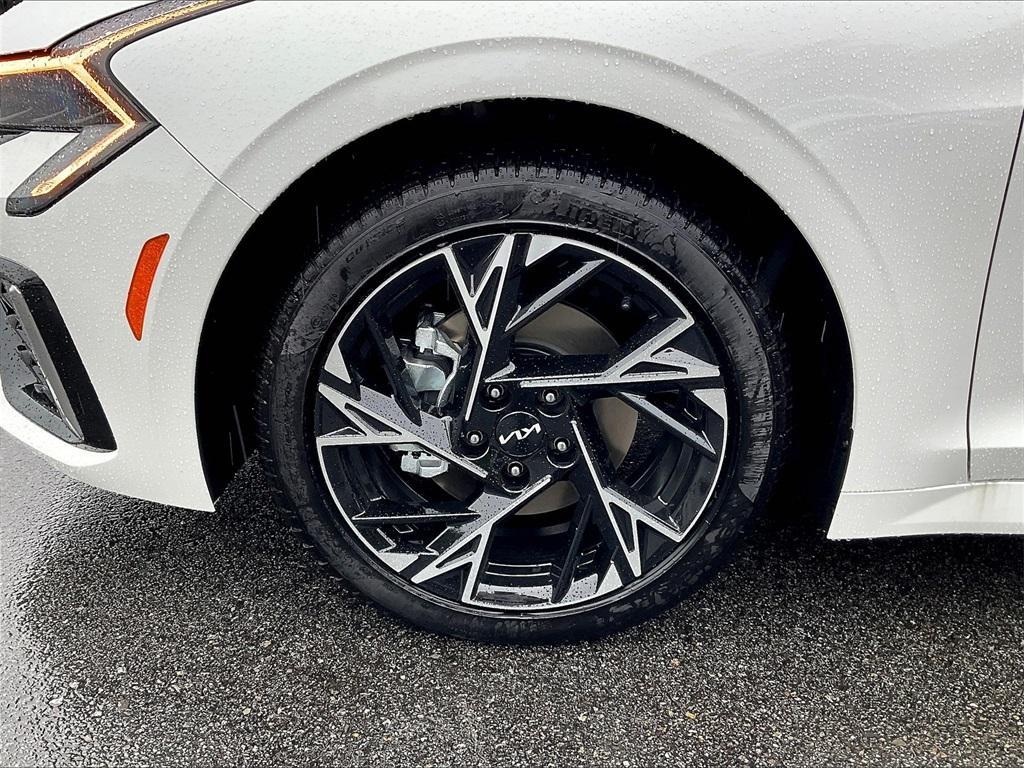 new 2026 Kia K5 car, priced at $31,220