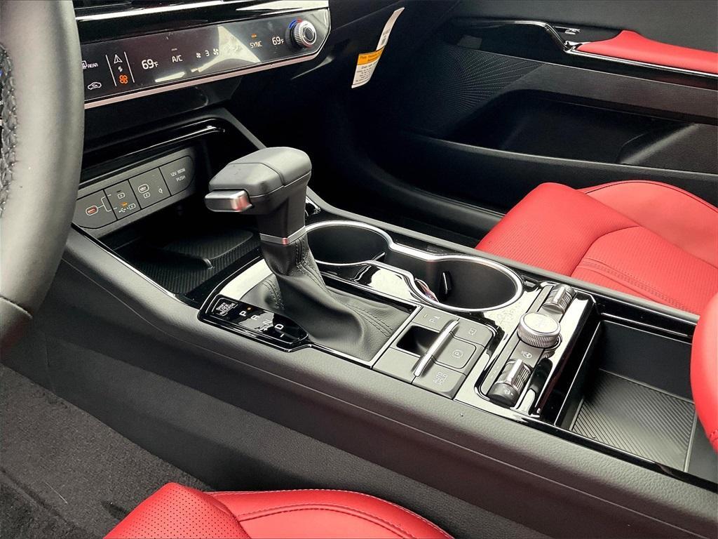 new 2026 Kia K5 car, priced at $31,220