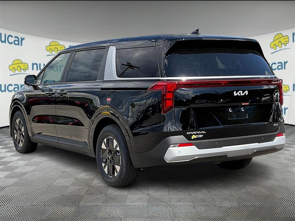 new 2026 Kia Carnival Hybrid car, priced at $40,827