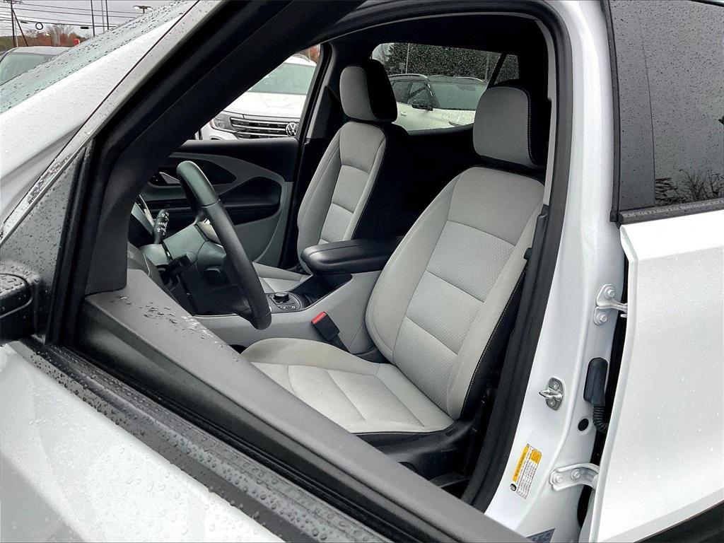 used 2023 GMC Terrain car, priced at $23,223