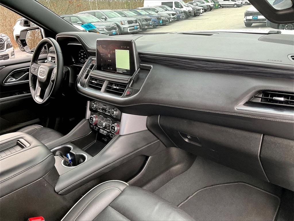 used 2024 GMC Yukon XL car, priced at $55,989