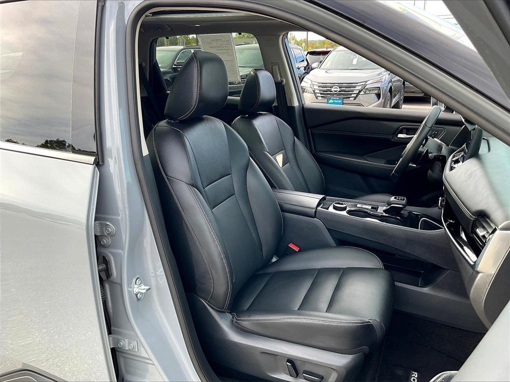 used 2024 Nissan Rogue car, priced at $29,444