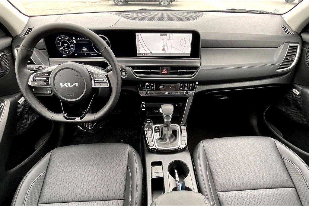 new 2025 Kia Seltos car, priced at $29,990