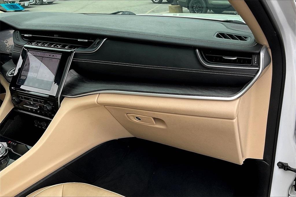 used 2022 Jeep Grand Cherokee car, priced at $29,989