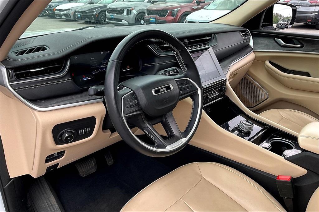 used 2022 Jeep Grand Cherokee car, priced at $29,989