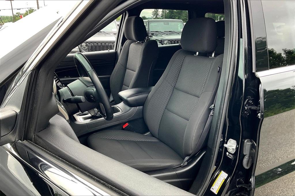 used 2022 Jeep Grand Cherokee WK car, priced at $25,977