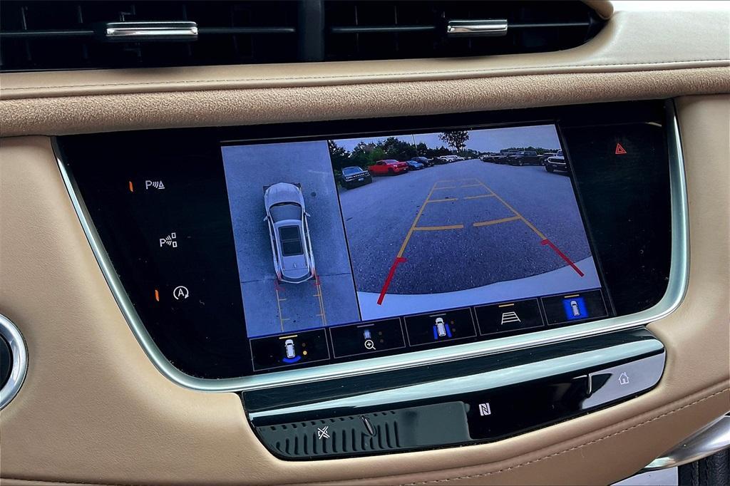 used 2021 Cadillac XT5 car, priced at $30,963