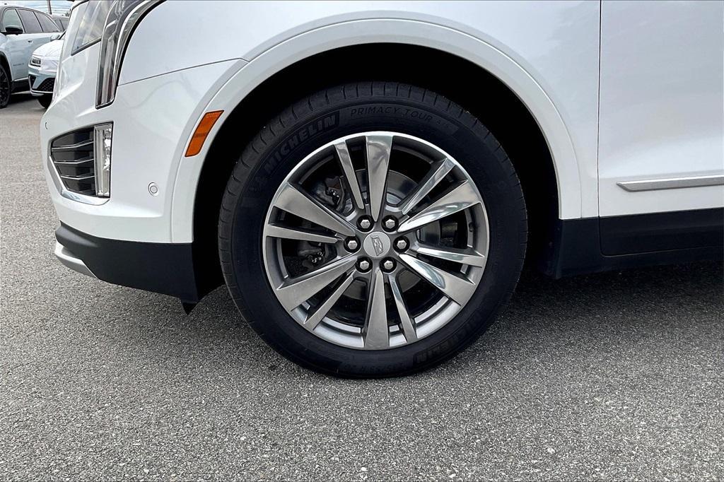 used 2021 Cadillac XT5 car, priced at $30,963